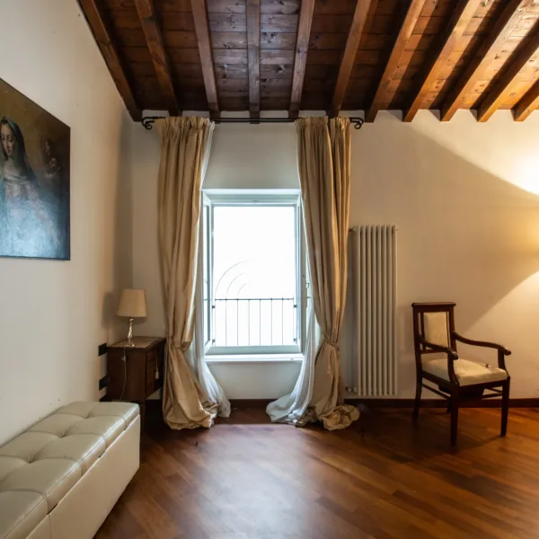 casa cielo terra Piazza del Delfino - 14
