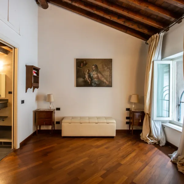 casa cielo terra Piazza del Delfino - 13