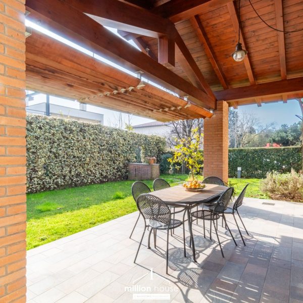 Dalmine_Villa_Viadeimille07